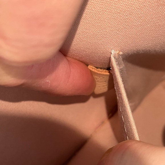 Louis Vuitton Alma BB - Picture 5 of 10